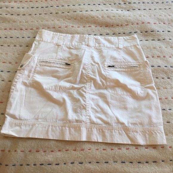 🧿Vintage French Connection White Denim Skirt - Picture 2 of 3